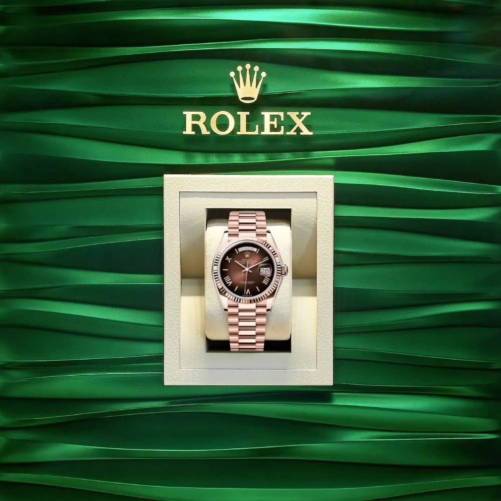 2024 Release Rolex Day-Date 36 mm | 18k Everose gold Diamond President bracelet | Brown ombr dial Fluted bezel | Men's Watch 128235