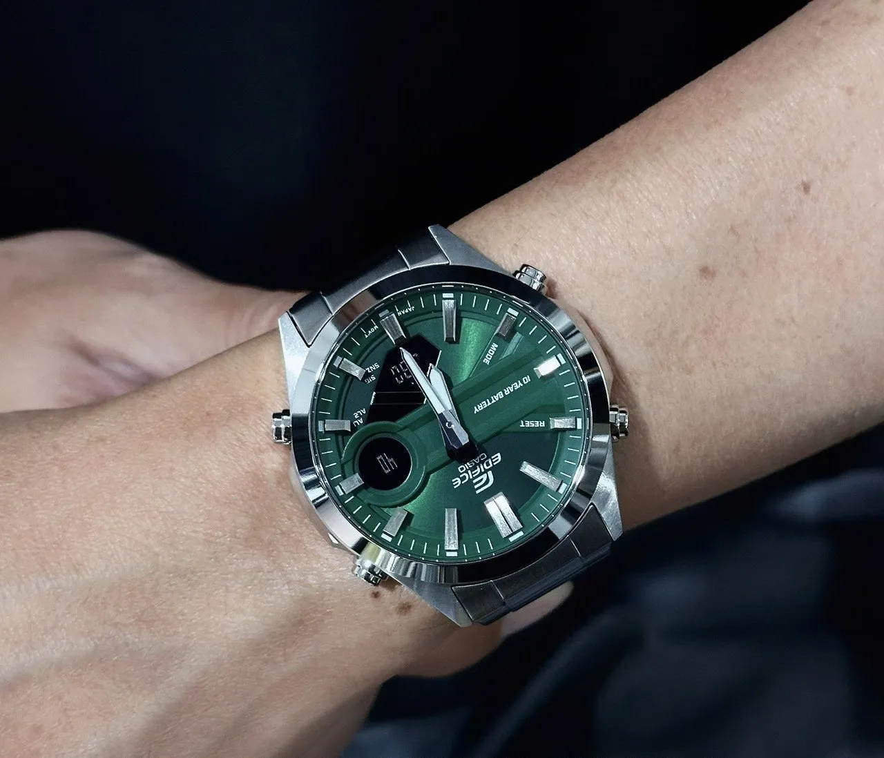 Casio Edifice Green Dial Silver Stainless Steel Strap Men Watch EFV-C120D-3ADF-P
