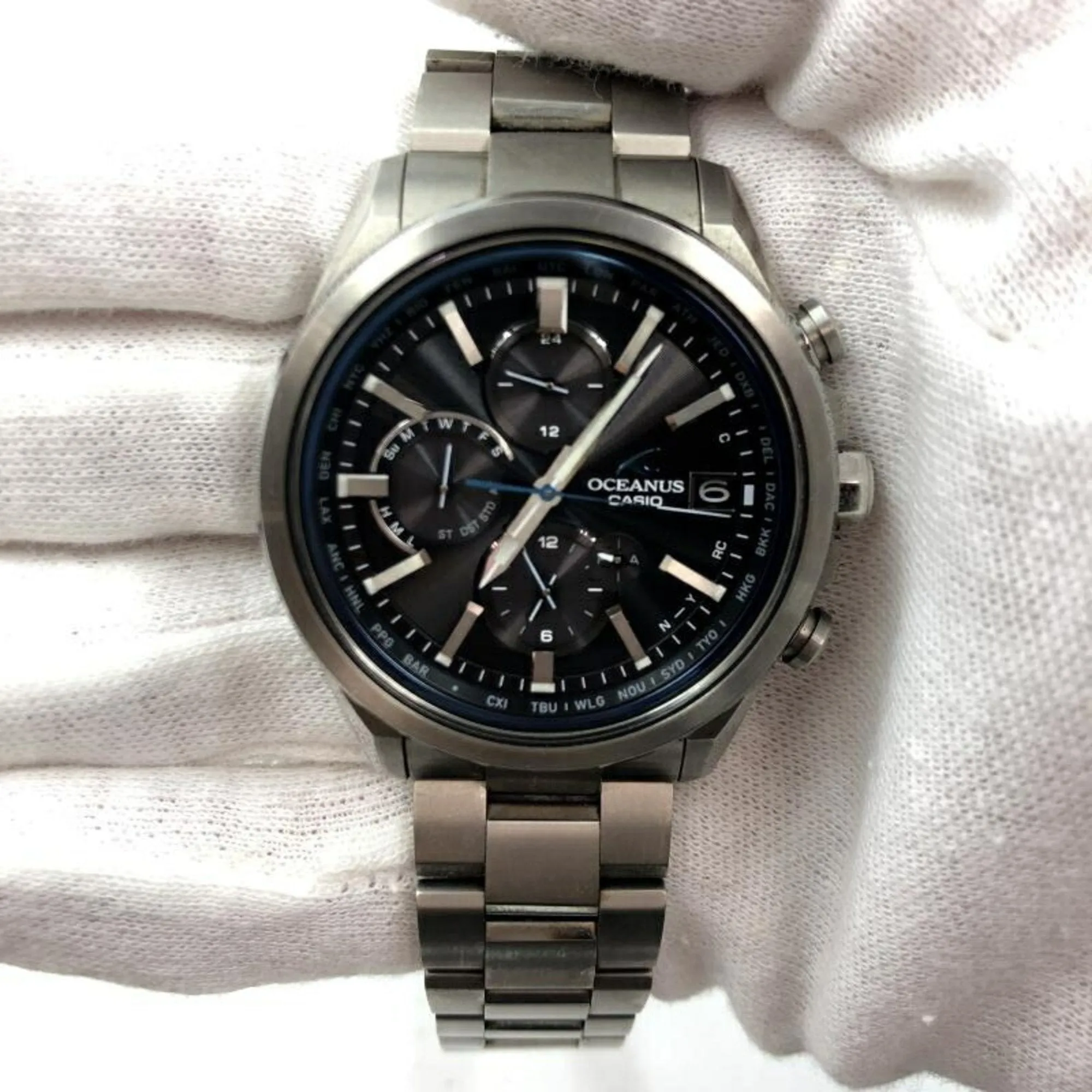 Casio Oceanus Wristwatch (Pre-Owned)