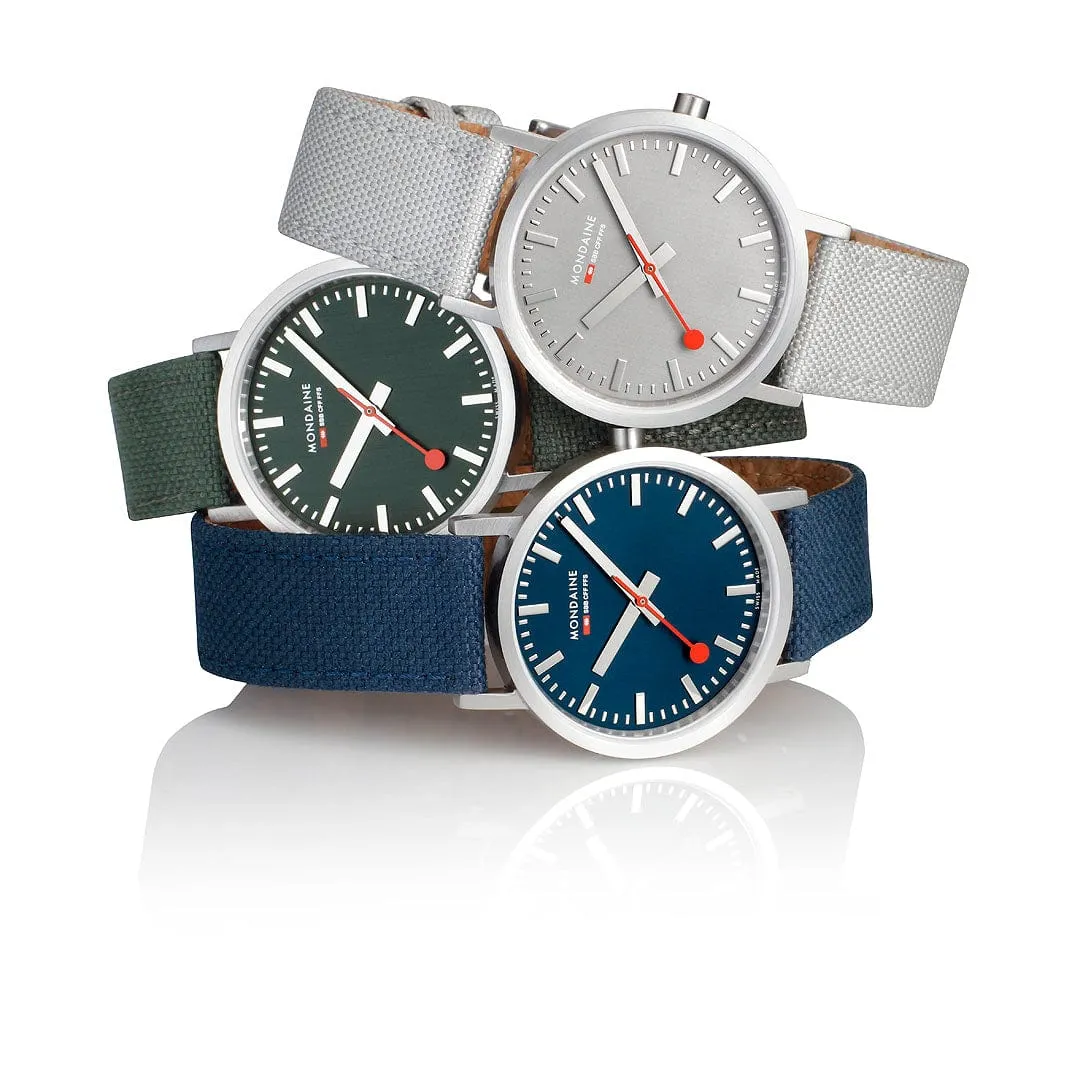 Classic, Brushed Steel, 36 mm, Ocean Blue Watch