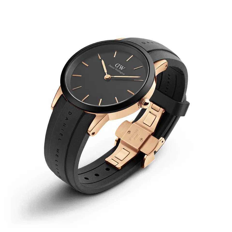 Daniel Wellington Iconic Motion (10 ATM) 40mm DW00100425