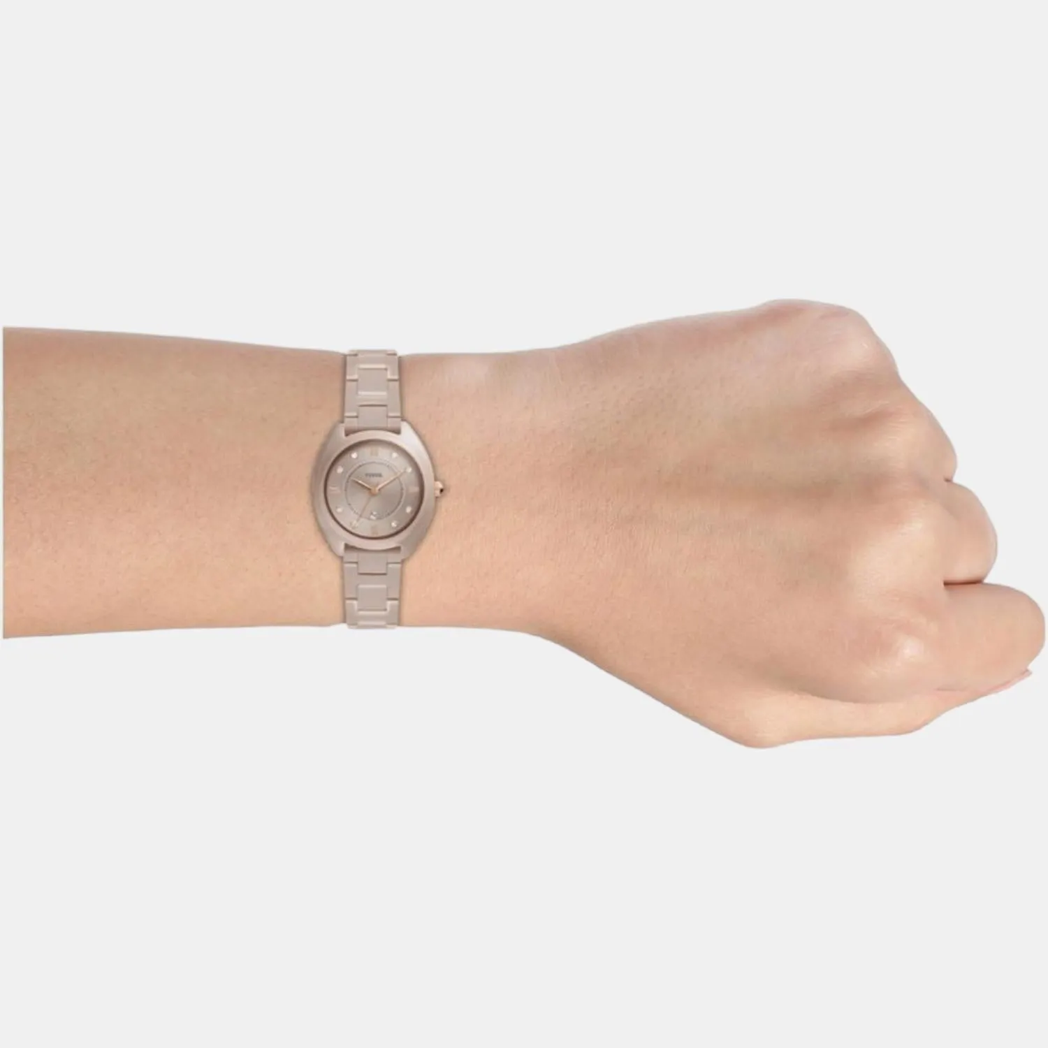 Gabby Women Quartz Beige Dial Analog Ceramic Watch CE1110