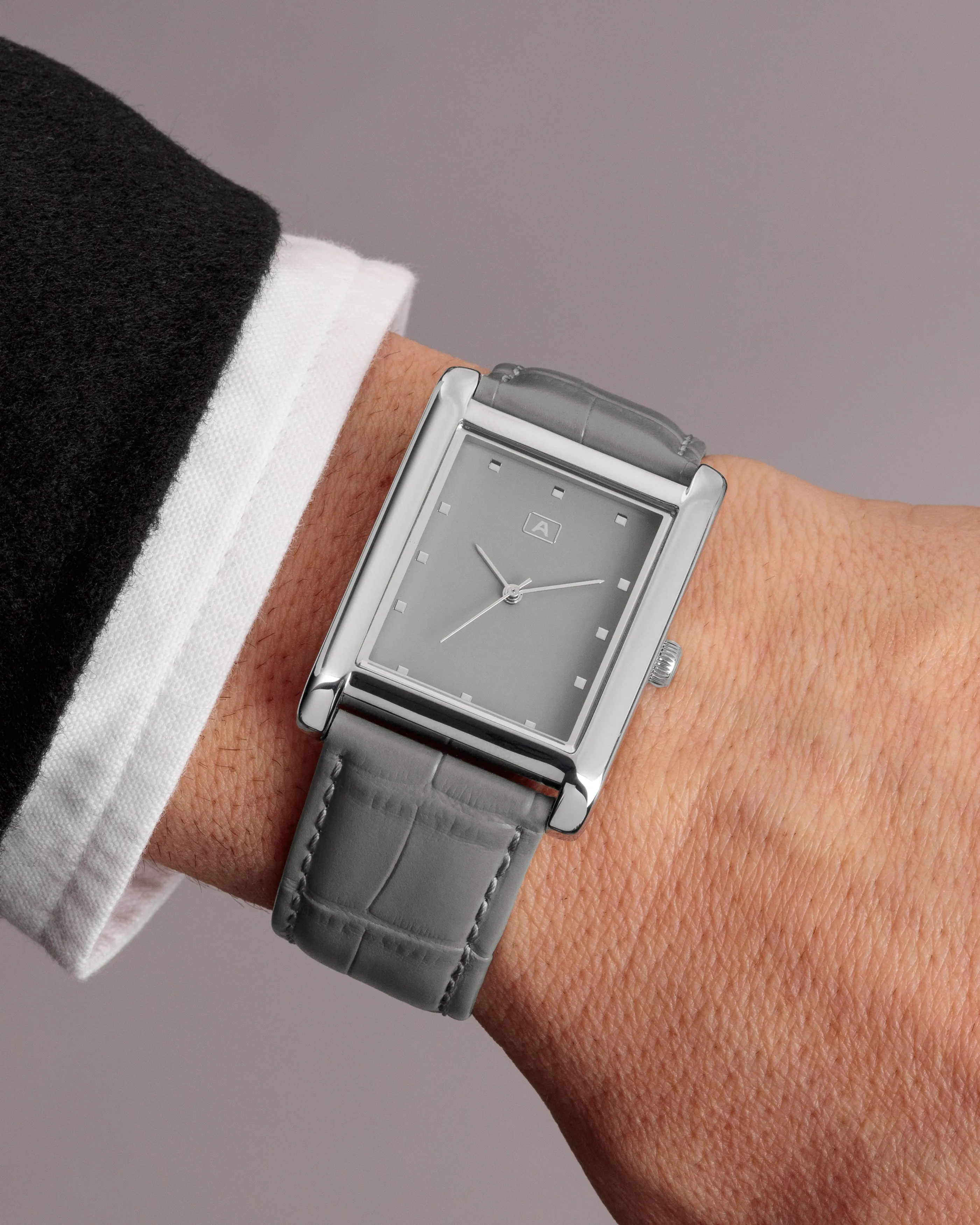 Graham? | 32mm, Silver/Gray