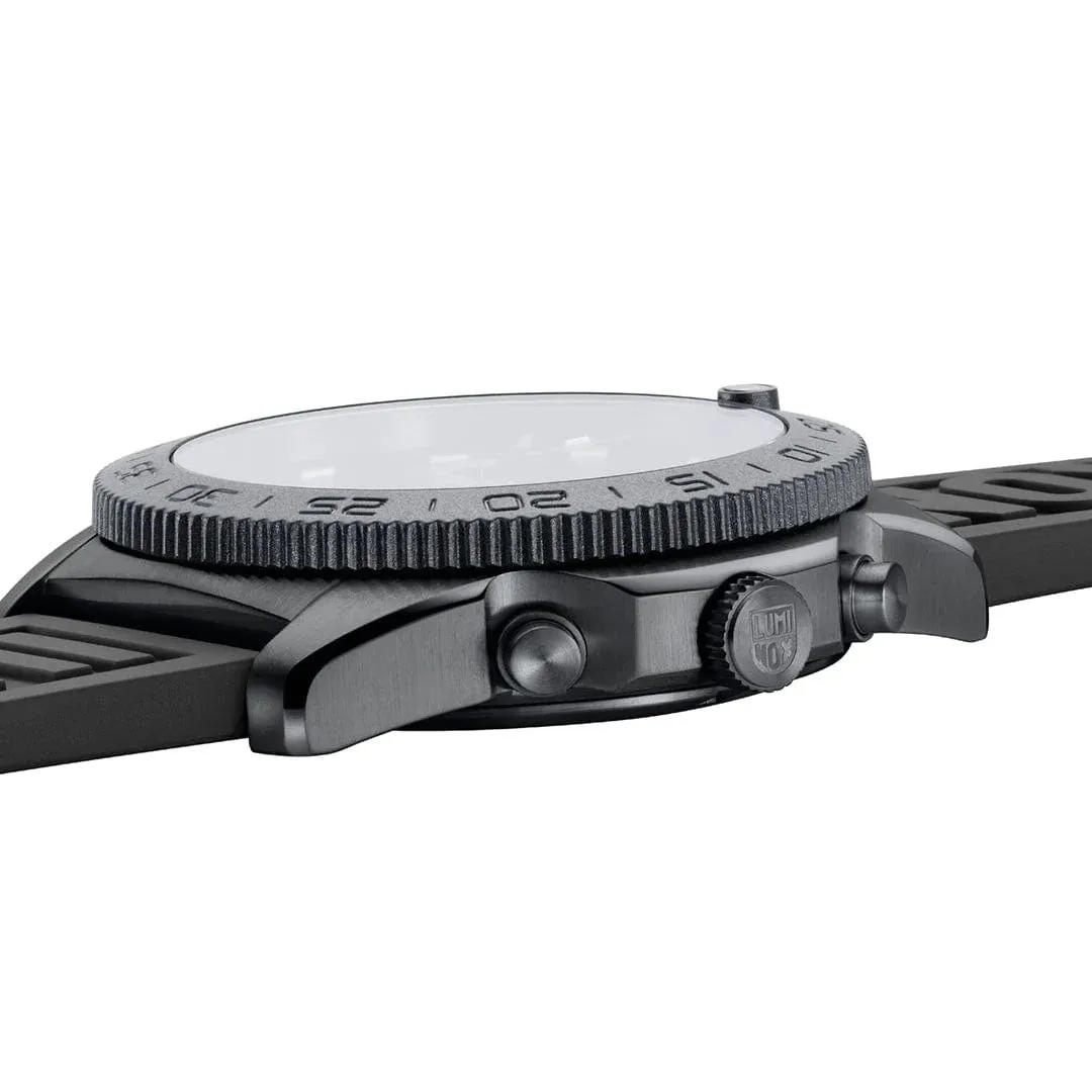 Luminox Pacific Diver Chronograph 44mm 3140 Series Blackout Watch