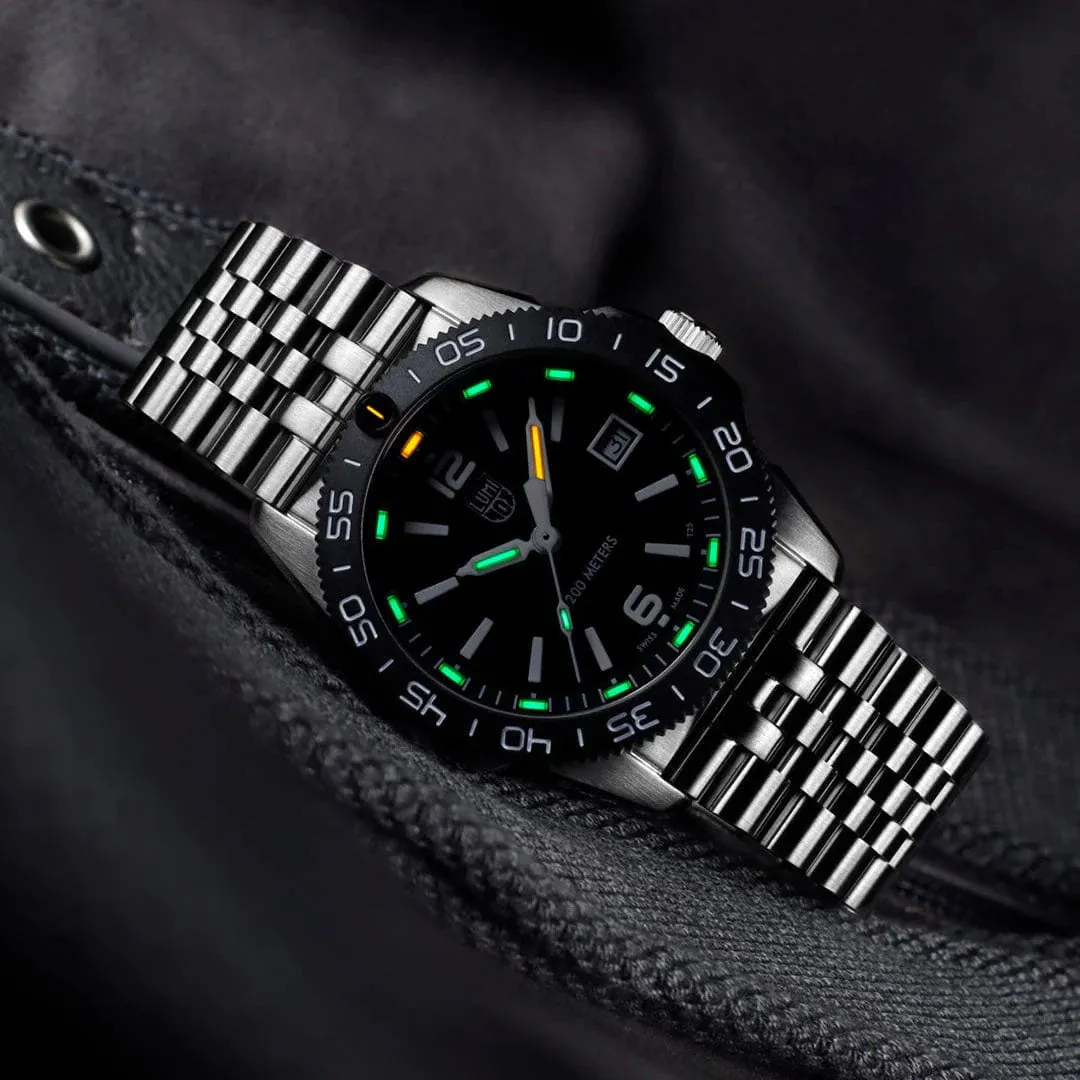 Luminox Pacific Diver Ripple Collection 3120M Series Watch