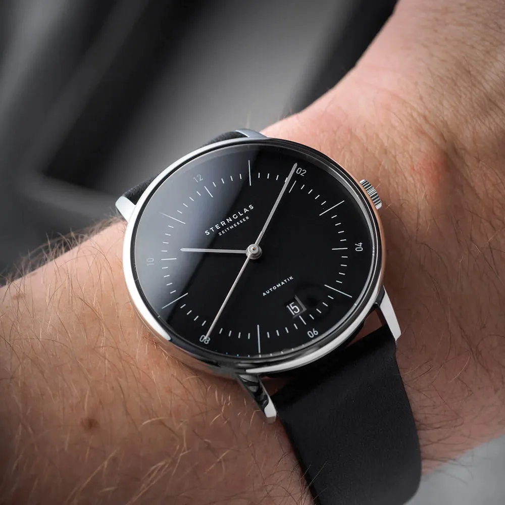 Naos Automatik 38mm - Black on Black Leather Strap