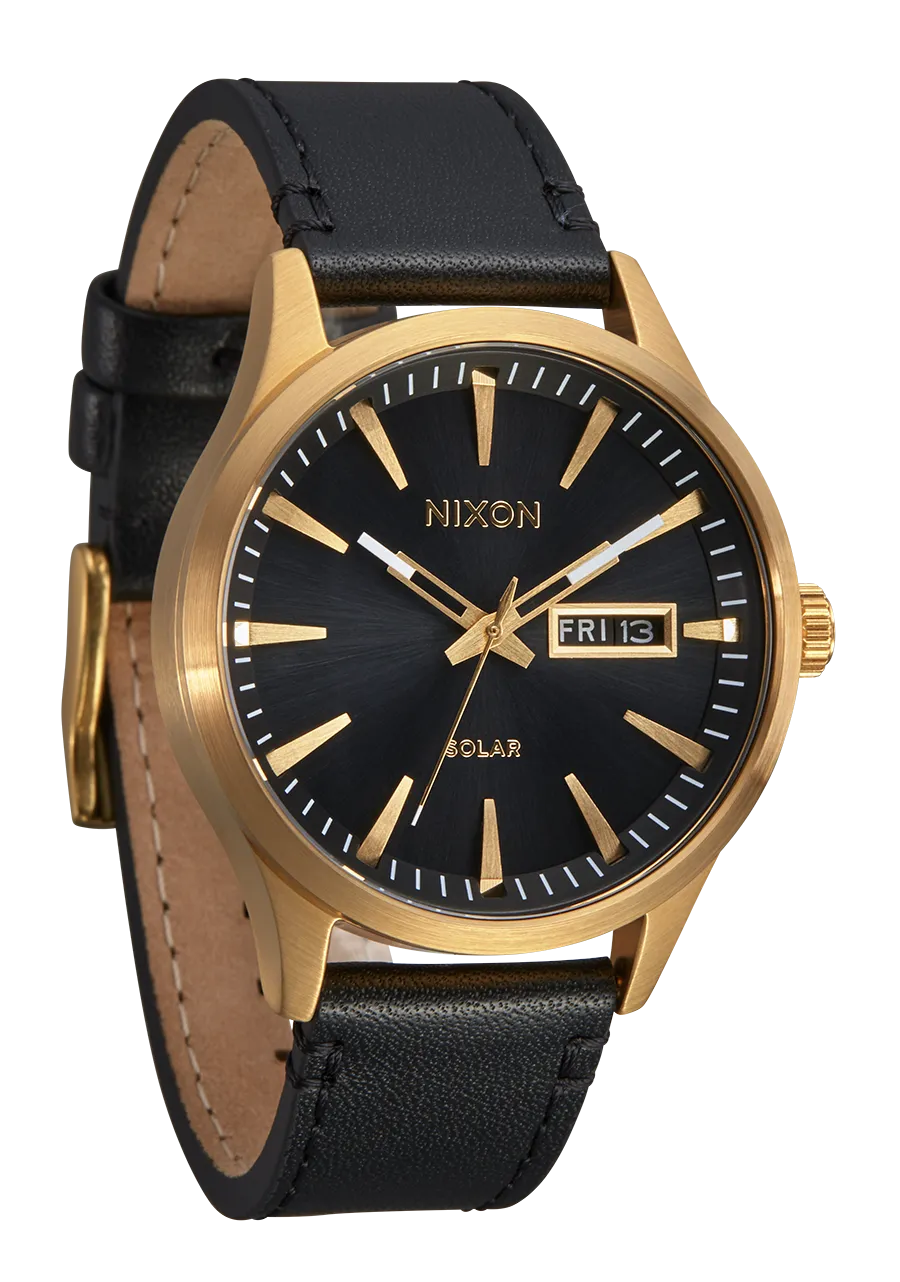 Nixon Sentry Solar Leather Black Dial Mens Watch A1347-510-00