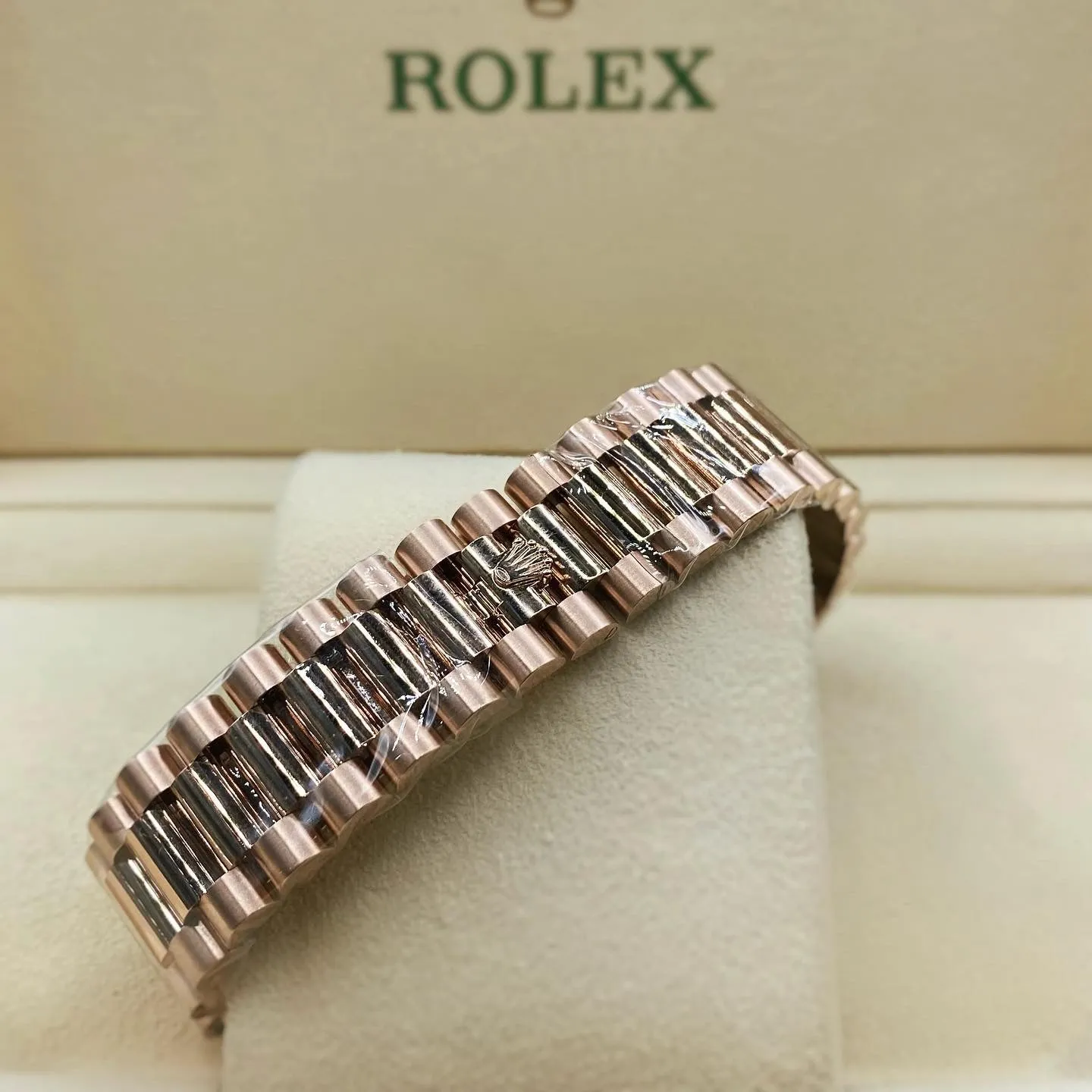 Rolex Day Date 40mm - Ref: 228235-0001 - Sundust Roman Dial & Fluted Bezel, 18K Rose Gold President Bracelet Men's Watch