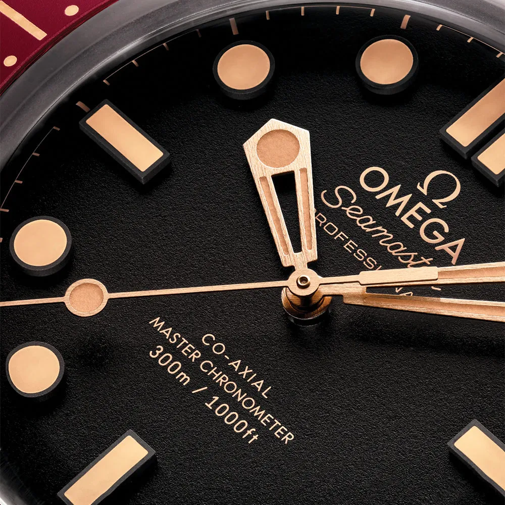 Seamaster Diver 300M Bronze Gold Co-Axial Master Chronometer 42mm - Black on Rubber Strap