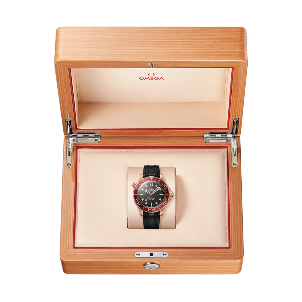 Seamaster Diver 300M Bronze Gold Co-Axial Master Chronometer 42mm - Black on Rubber Strap