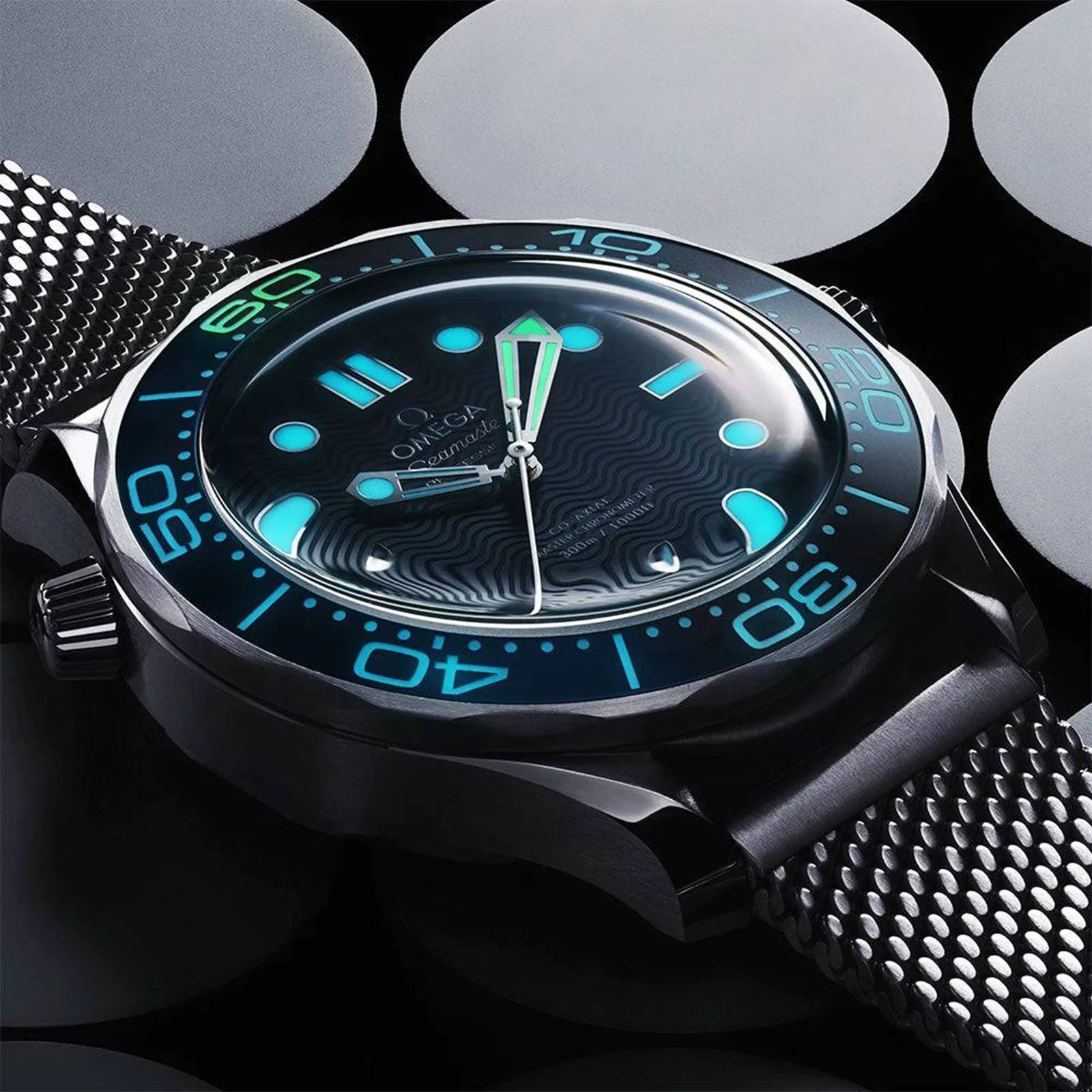 Seamaster Diver 300m Co-Axial Master Chronometer 42mm James Bond 60th Anniversary 210.30.42.20.03.002