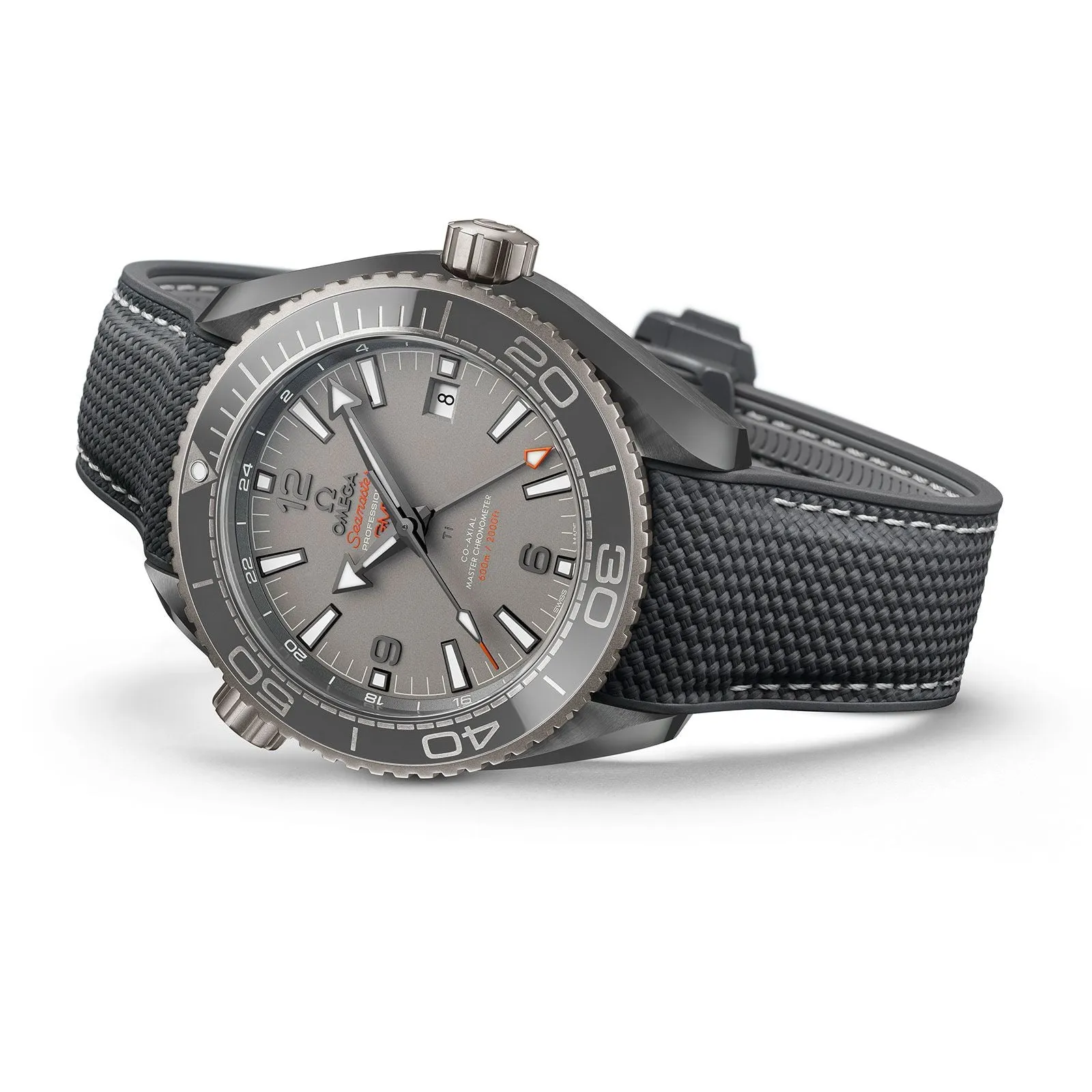 Seamaster Planet Ocean 600M Co-Axial Master Chronometer GMT 45.5mm 215.92.46.22.99.002