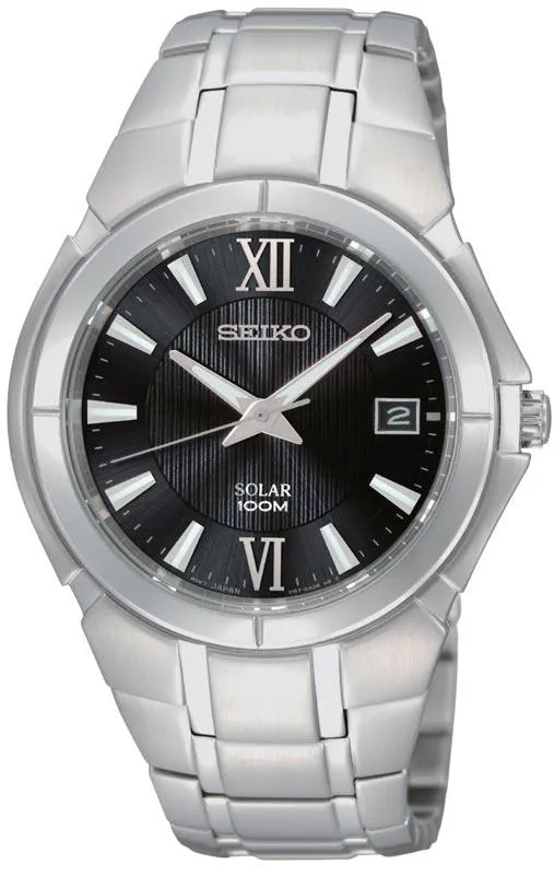 Seiko SNE087 Men's Black Dial Solar Powered Stainless Steel Watch