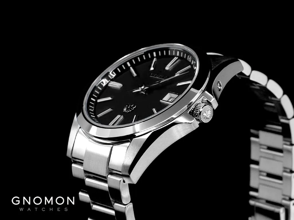 The Citizen Eco-Drive 40 Black Ref. AQ4060-50E