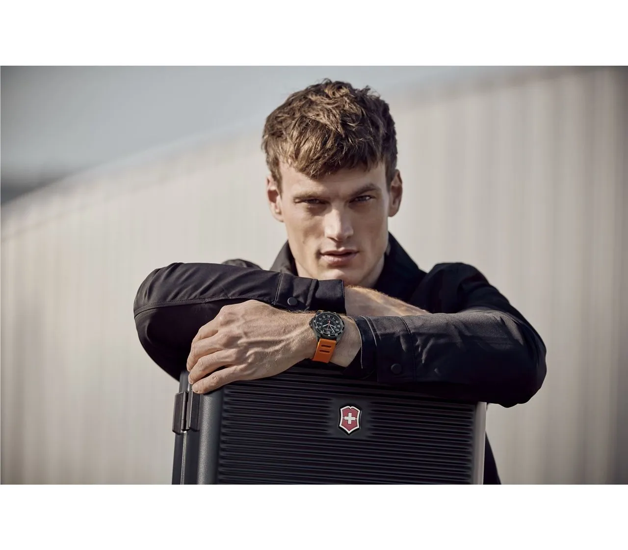 Victorinox FieldForce Sport GMT 241897